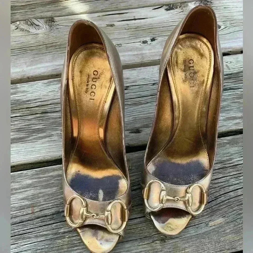 Gucci  metallic leather shoes with buckle - Picture 2 of 14